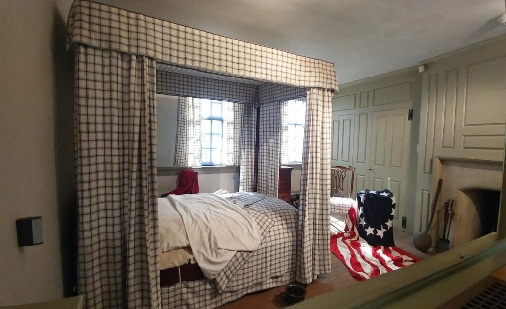 Betsy Ross bedroom
