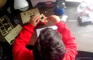 Construyendo y aprendiendo con Spacebot el pequeño robot