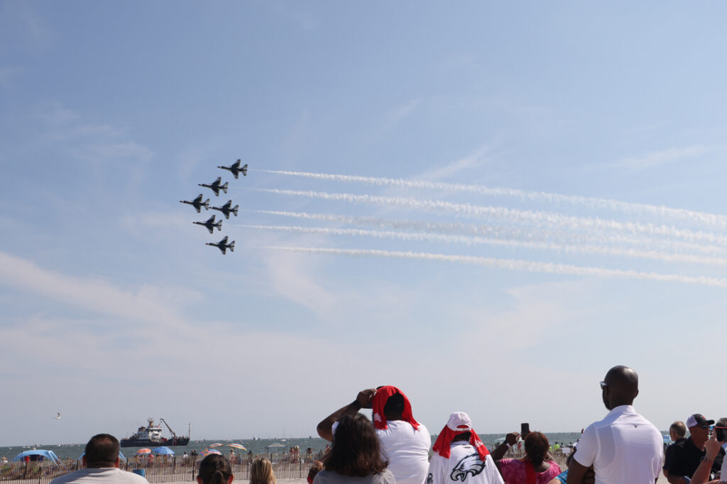 Show aereo de Atlantic City vista desde la playa