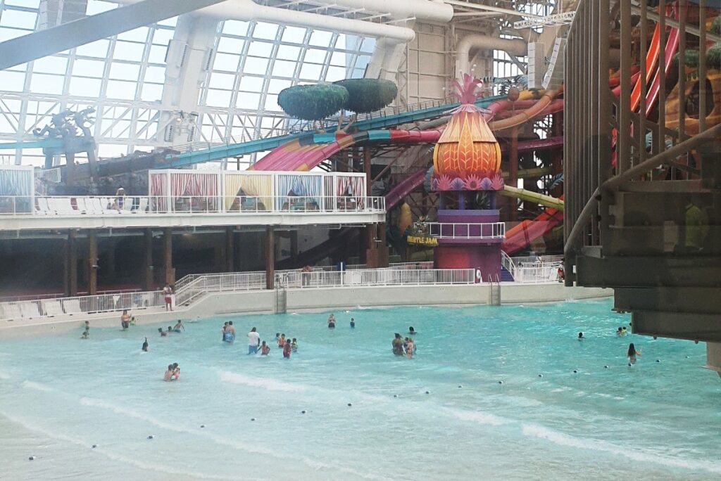 Dreamworks waterpark. Parque acuatico en el mall American Dream en New Jersey
