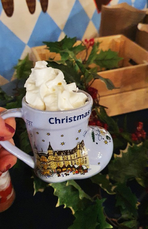 Chcolate caiente Christmas Village en el corazón de Philadelphia